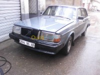 VOLVO S 240 1985